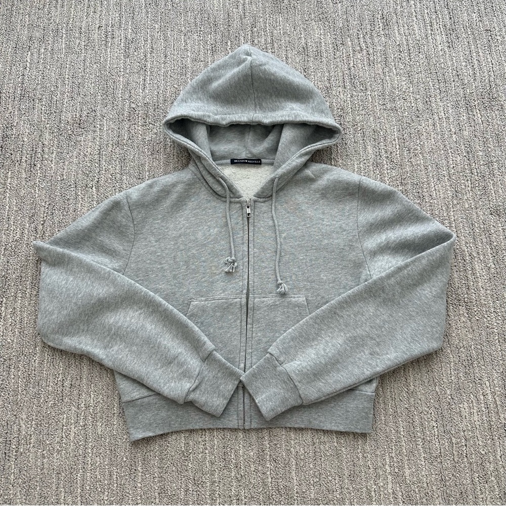 Brandy Melville CROPPED Christy Hoodie